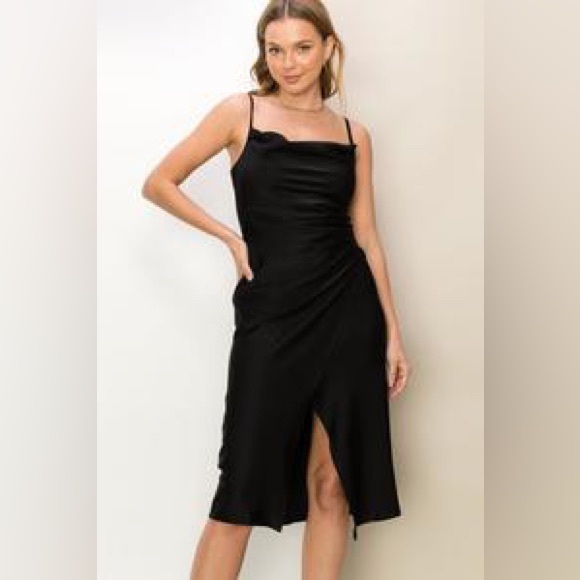 Black Sleeveless Satin Mid Length Dress NWT Small - Picture 2 of 8
